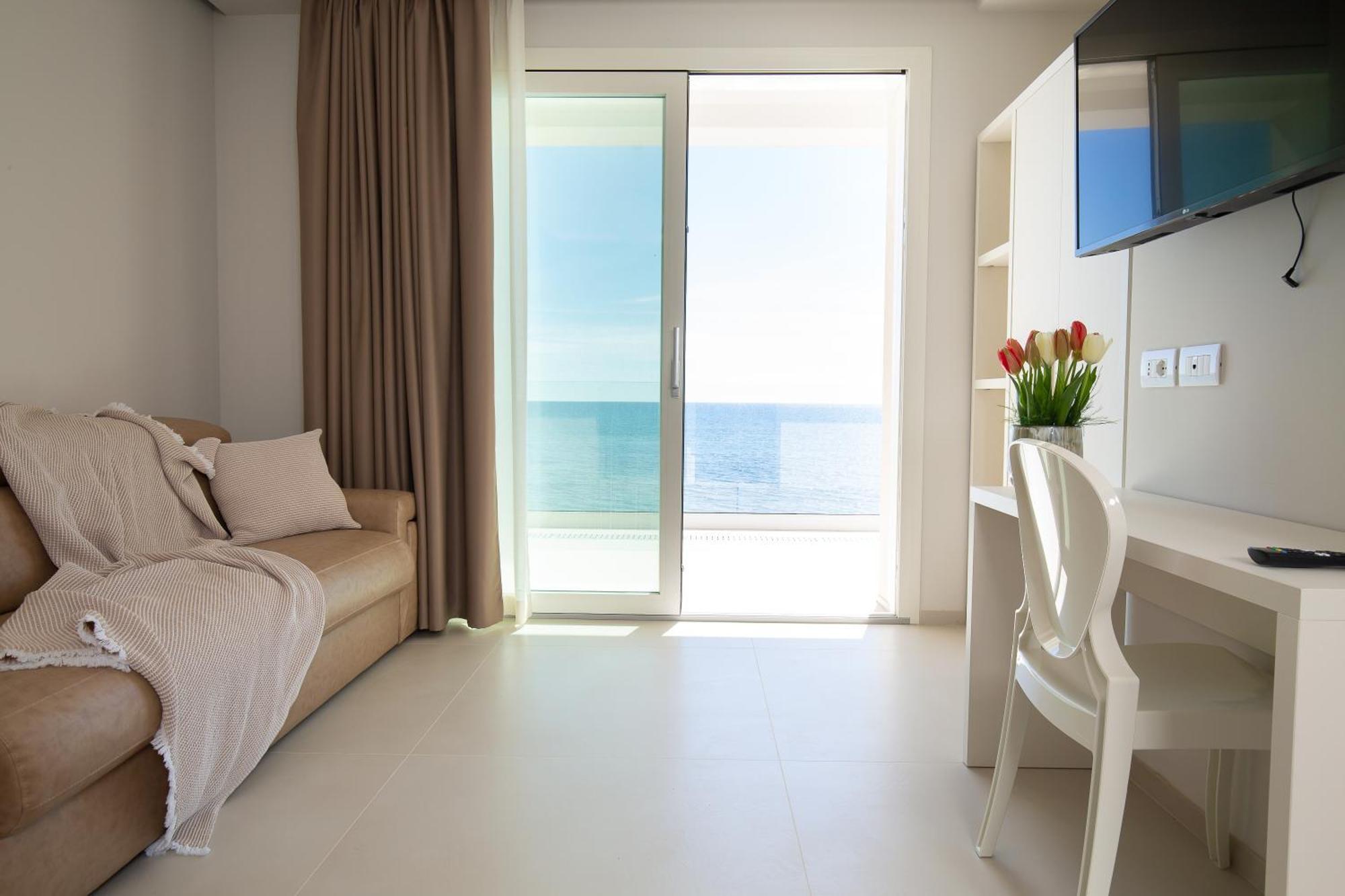 Scirocco Boutique Eco Hotel Torre Pali Ngoại thất bức ảnh