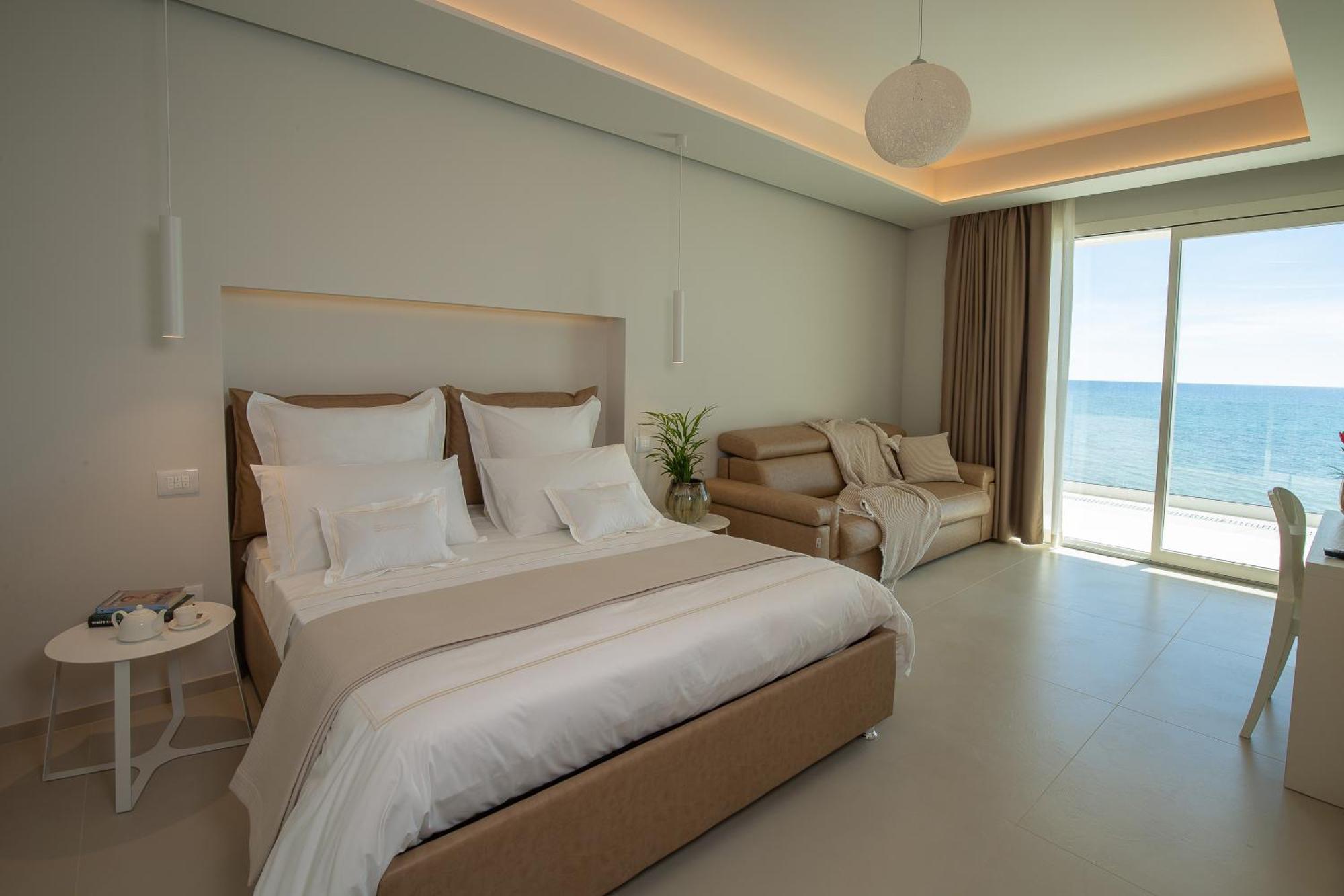 Scirocco Boutique Eco Hotel Torre Pali Ngoại thất bức ảnh
